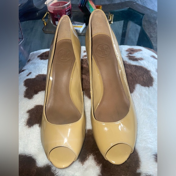 Tory Burch REA 75mm open toe pump patent calf sz 8 - Picture 1 of 15